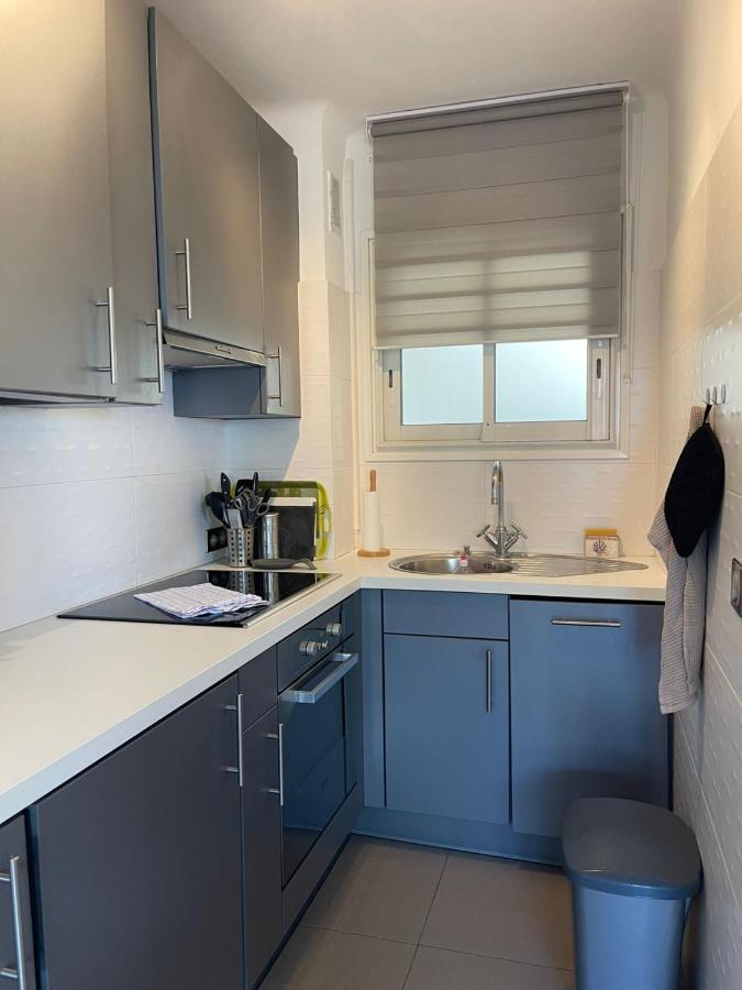 Fully Equipped Beachfront Studio In The Heart Of The City Center Bd Leclerc Antibes Exteriér fotografie