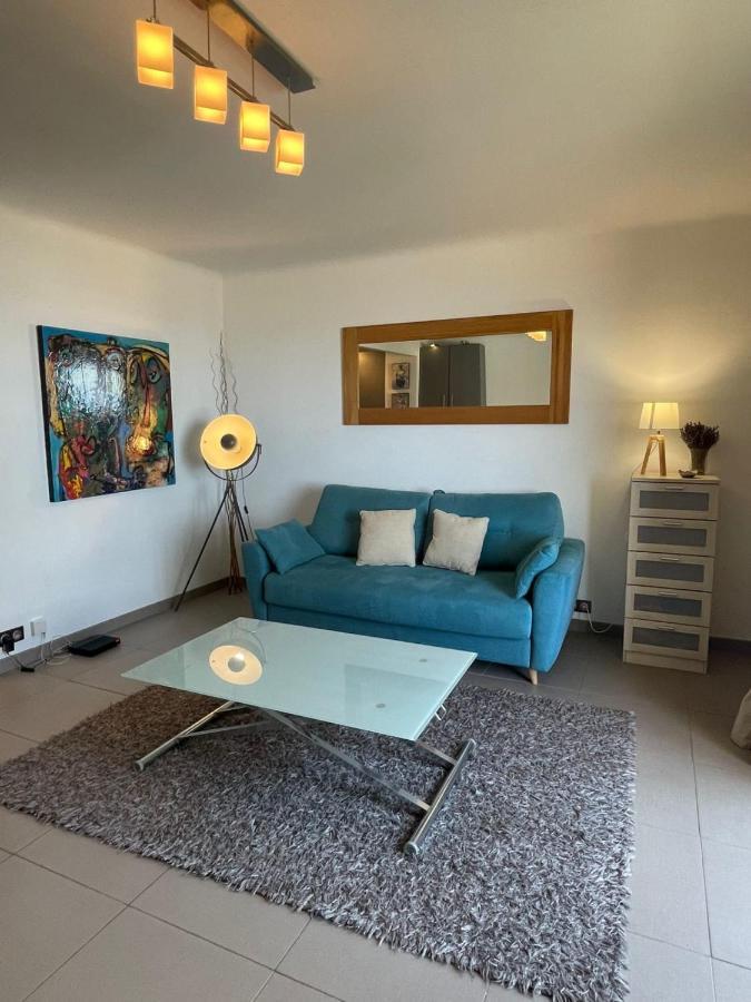 Fully Equipped Beachfront Studio In The Heart Of The City Center Bd Leclerc Antibes Exteriér fotografie