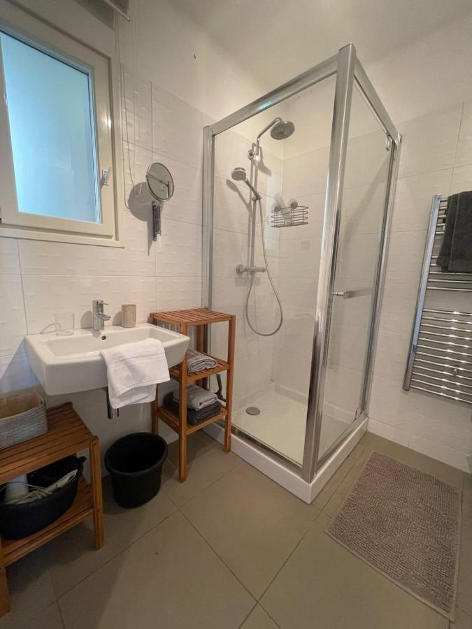 Fully Equipped Beachfront Studio In The Heart Of The City Center Bd Leclerc Antibes Exteriér fotografie